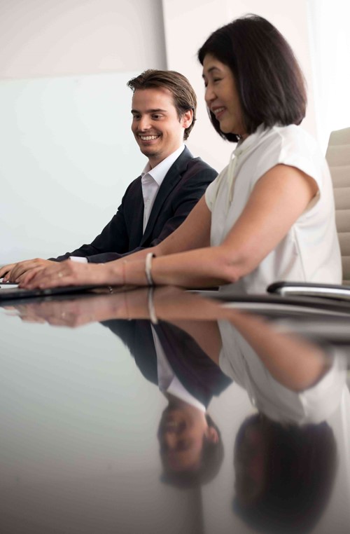 about-thinkmax-careers.jpg Work at Thinkmax - Team Meeting